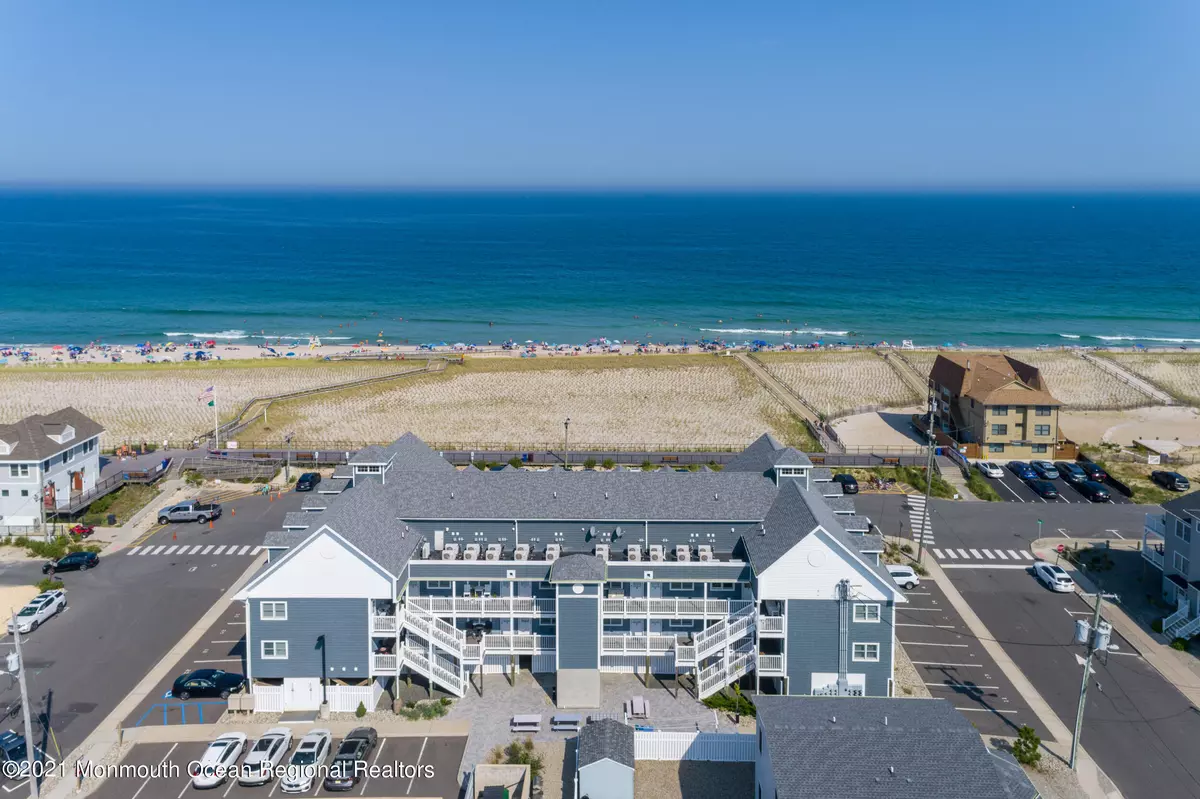 Ortley Beach, NJ 08751,1935 Ocean Avenue #3