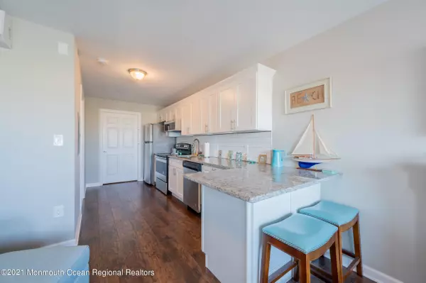 Ortley Beach, NJ 08751,1935 Ocean Avenue #3