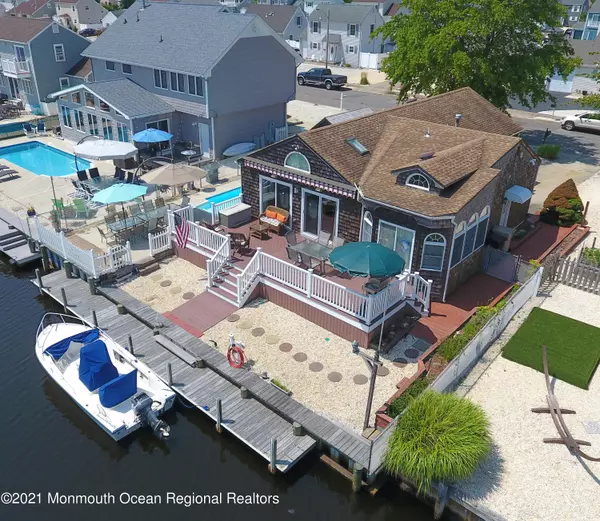 Bayville, NJ 08721,57 Top Sail Court