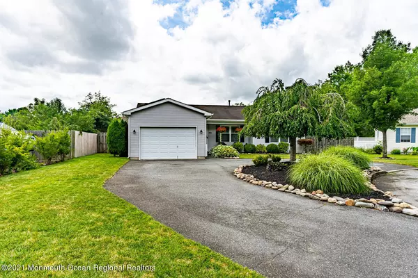 325 Lake Crystalbrook Drive, Little Egg Harbor, NJ 08087