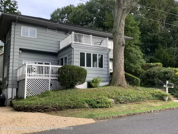 Atlantic Highlands, NJ 07716,86 E Mount Avenue