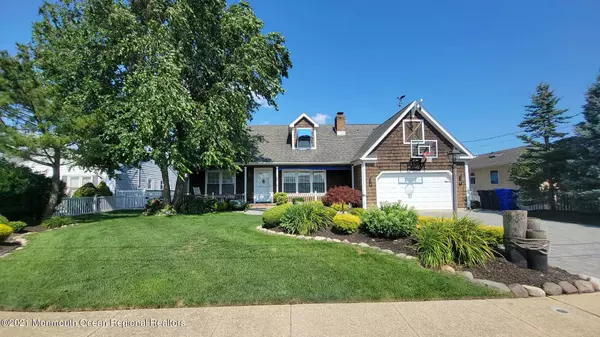 Mantoloking, NJ 08738,212 Helm Road