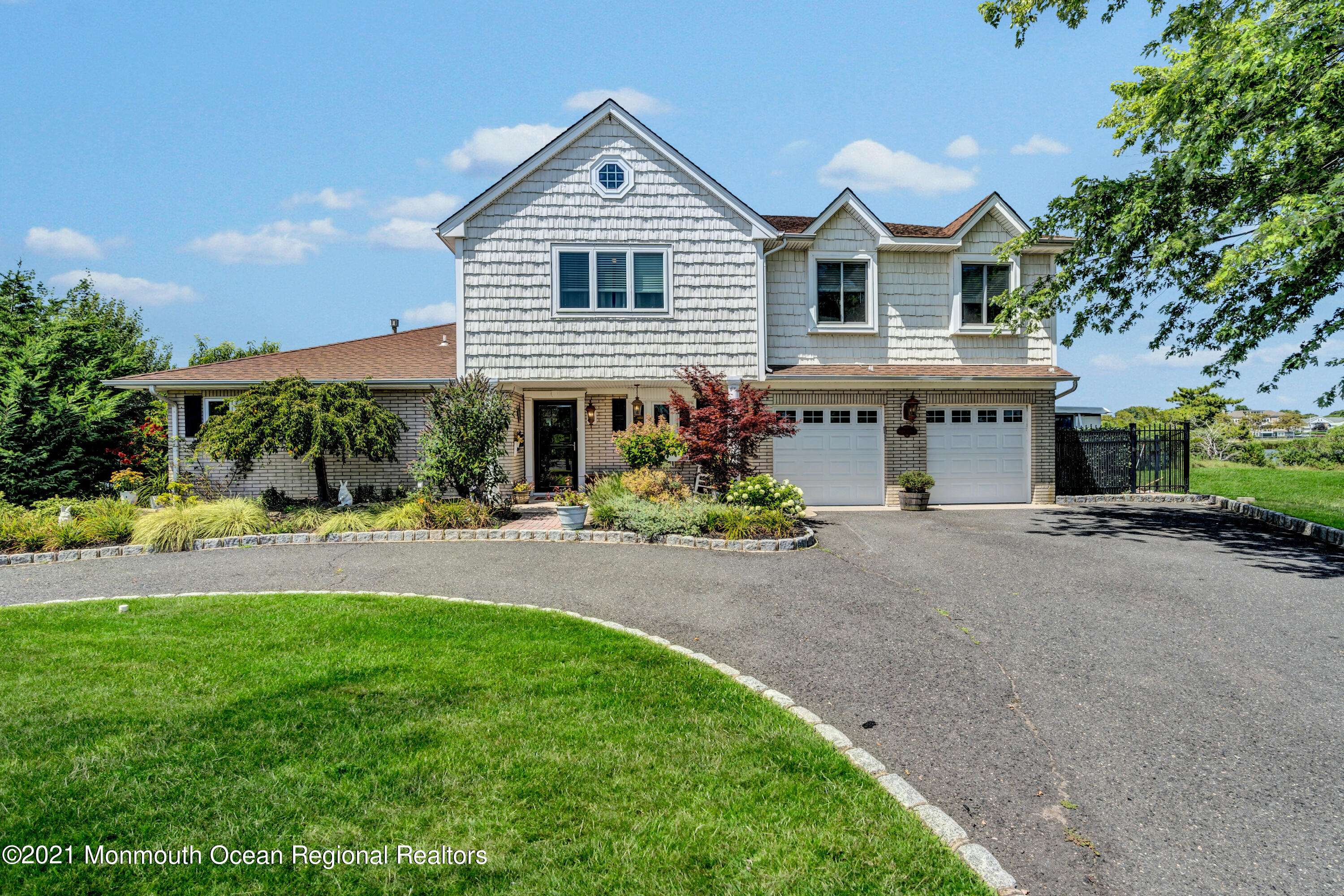 Long Branch, NJ 07740,4 Bay Avenue