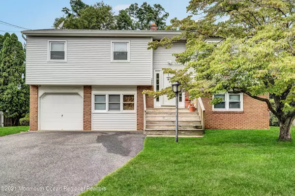 1006 Shenandoah Drive, Spring Lake Heights, NJ 07762