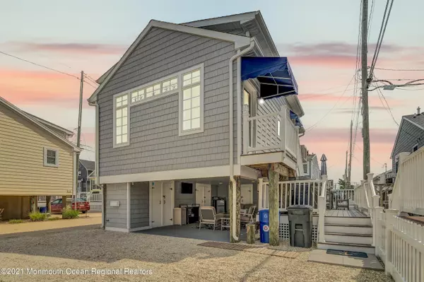 111 W Tarpon Way, Lavallette, NJ 08735