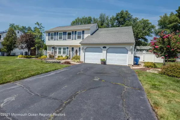 Manalapan, NJ 07726,22 Monterey Lane