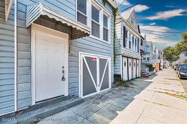 48 E 28th Street, Bayonne, NJ 07002