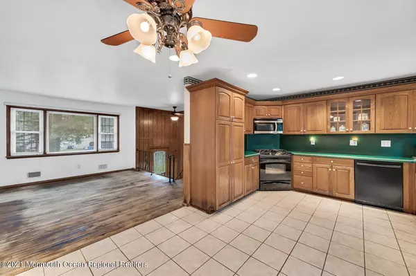 Toms River, NJ 08753,570 Fountain Drive