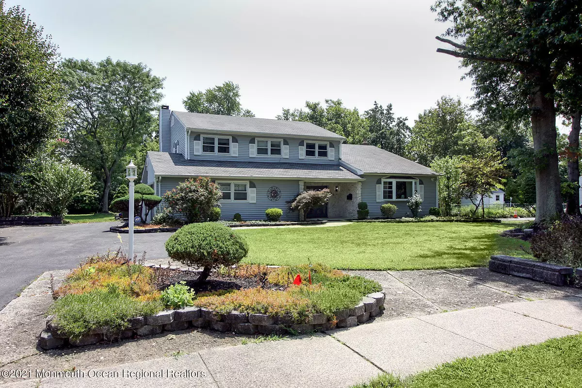 Freehold, NJ 07728,112 Heritage Drive