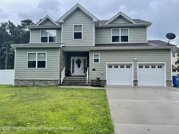 1908 2nd Avenue, Toms River, NJ 08757