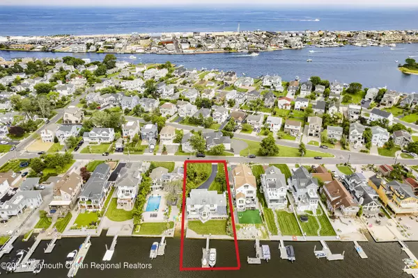 Rumson, NJ 07760,14 Warren Street