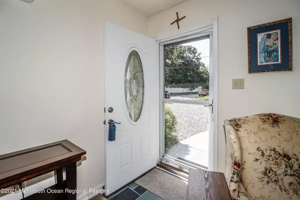 Lanoka Harbor, NJ 08734,225 Predmore Avenue