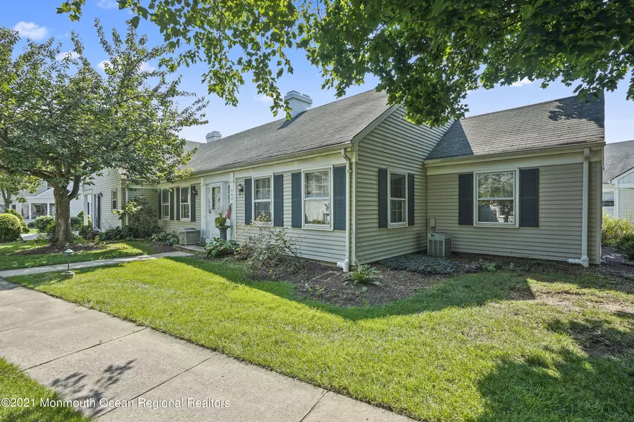 466 New Haven Way #A, Monroe, NJ 08831