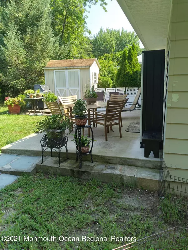 Toms River, NJ 08753,10 Parisian Drive