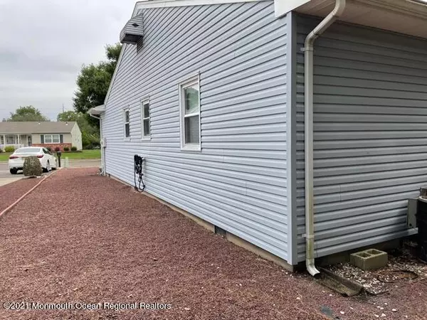 Toms River, NJ 08757,139 Castleton Drive