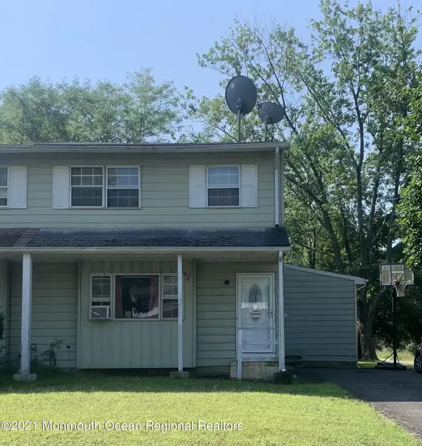 826 Oak Street, Lakehurst, NJ 08733
