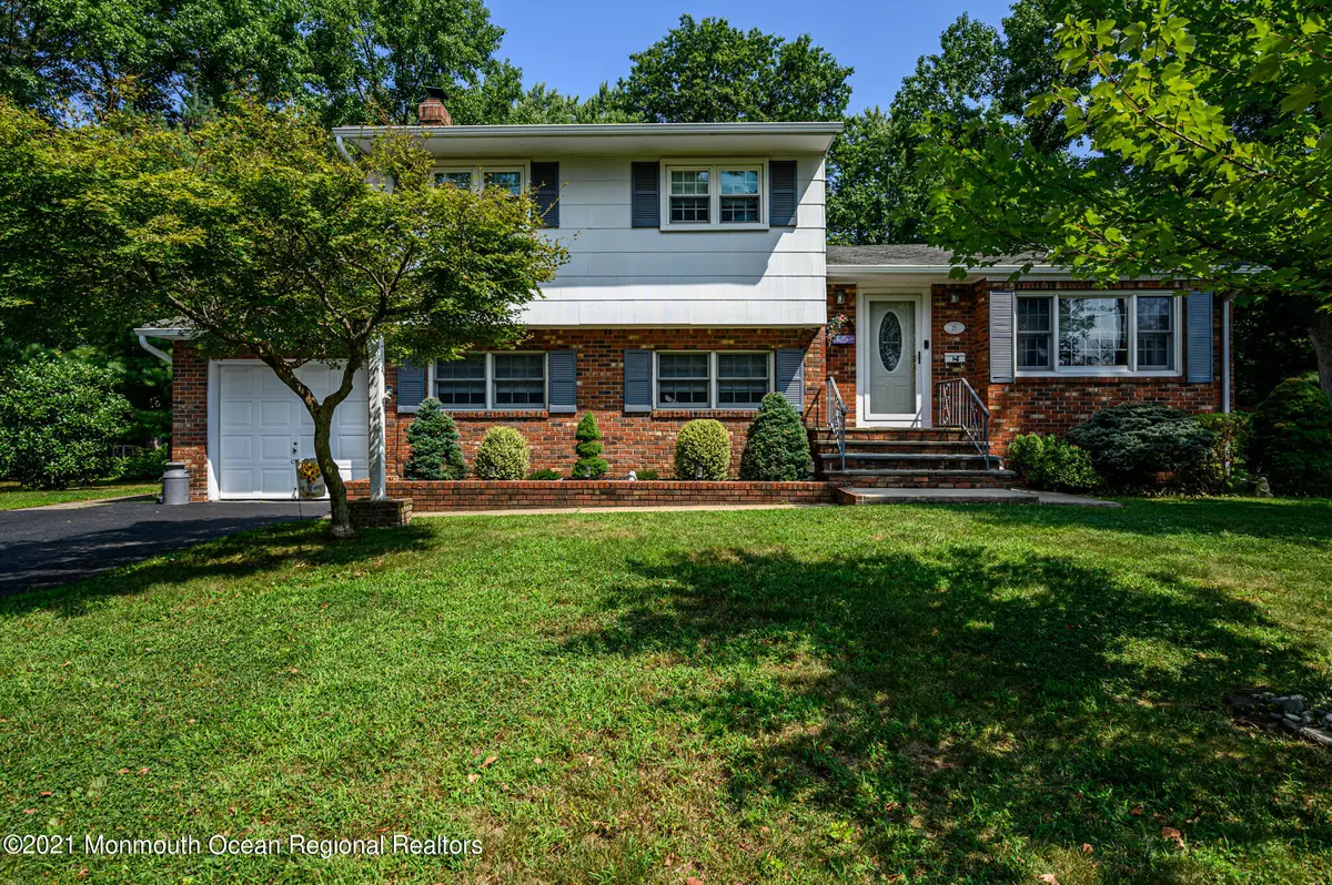 Matawan, NJ 07747,21 Fawn Drive