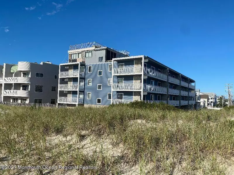 1 21st Avenue #3f, South Seaside Park, NJ 08752