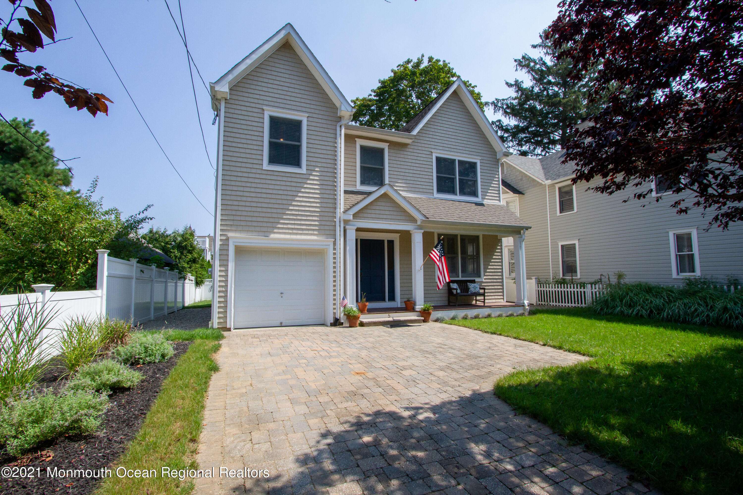 5 Allen Street, Rumson, NJ 07760