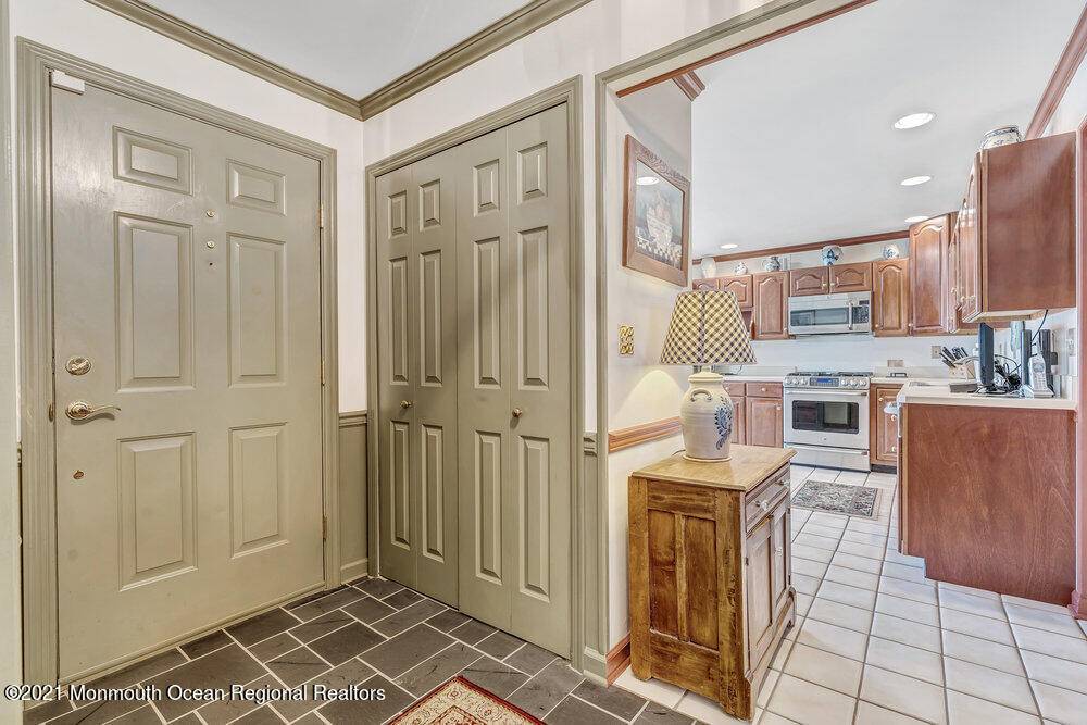 Middletown, NJ 07748,50 Lone Oak Road