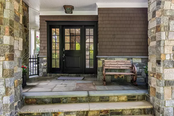 Rumson, NJ 07760,23 Robin Road