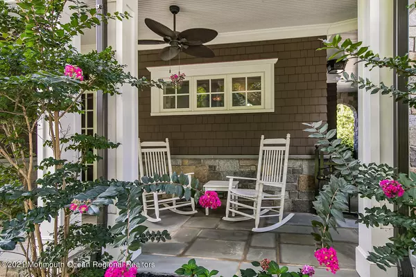 Rumson, NJ 07760,23 Robin Road