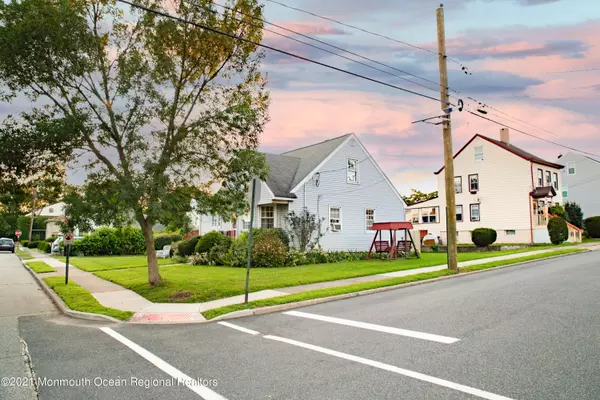 Fairlawn, NJ 07410,211 Hopper Avenue