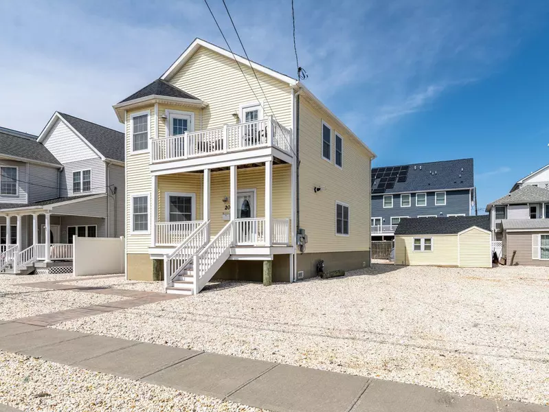 20 8th Avenue, Ortley Beach, NJ 08751