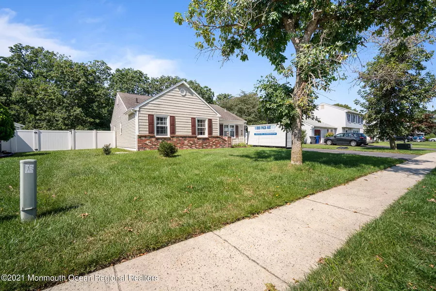 893 Fairview Drive, Toms River, NJ 08753