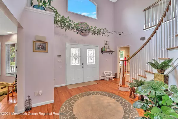 Lanoka Harbor, NJ 08734,740 Oxford Road