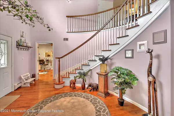 Lanoka Harbor, NJ 08734,740 Oxford Road