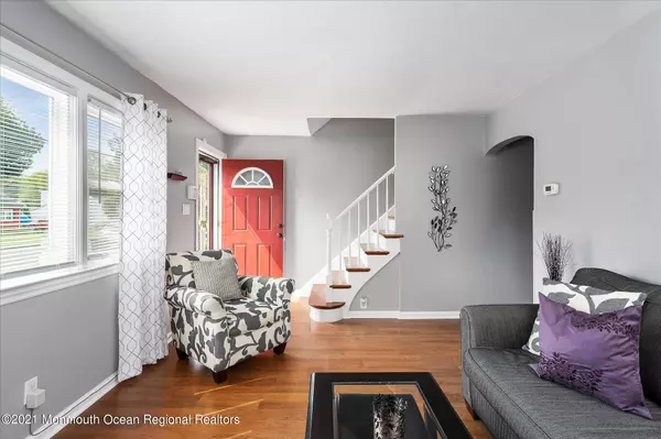 Ewing, NJ 08628,276 Clamer Road