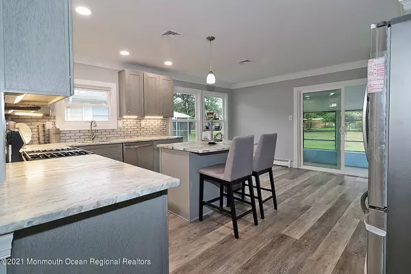 63 Falmouth Street, Toms River, NJ 08757