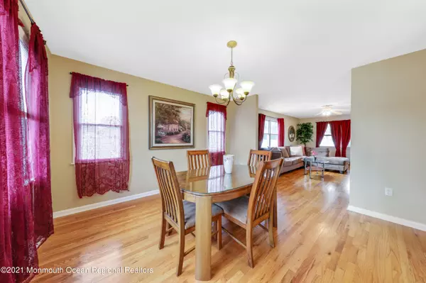 North Middletown, NJ 07748,20 Passaic Street