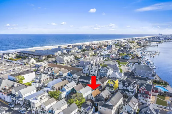 21 Center Street, Sea Bright, NJ 07760