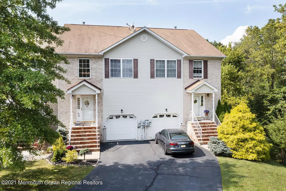 Helmetta, NJ 08828,64 Lakeview Drive