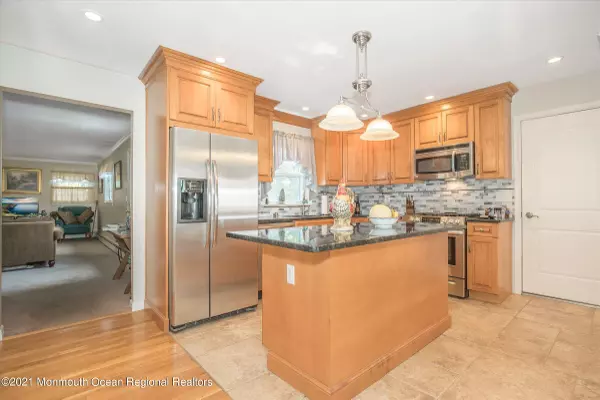 Totowa, NJ 07512,71 Sutton Avenue