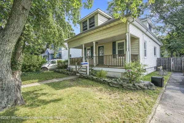 Belford, NJ 07718,153 Ridge Avenue