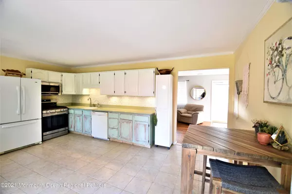 Toms River, NJ 08753,170 Cranberry Road