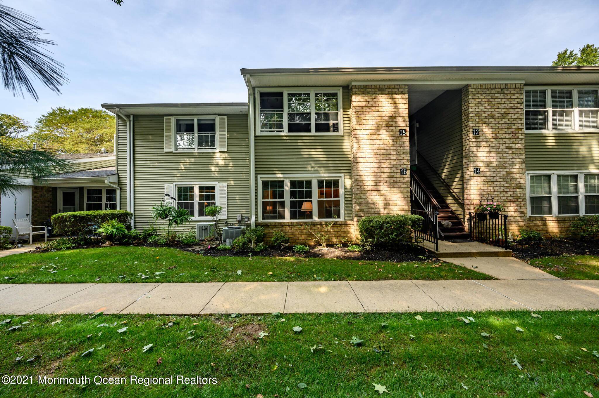 16 Firethorn Circle #367, Red Bank, NJ 07701