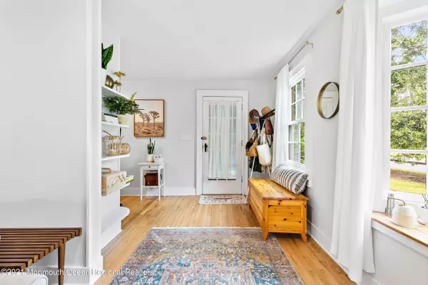 Atlantic Highlands, NJ 07716,188 Monmouth Avenue