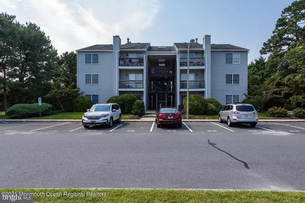 55 Whitemarsh Court #1530, Little Egg Harbor, NJ 08087