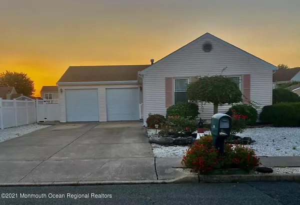 58 Storm Jib Court, Bayville, NJ 08721