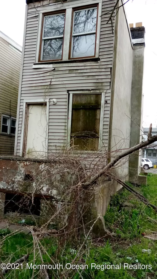 Trenton, NJ 08638,94 Vine Street