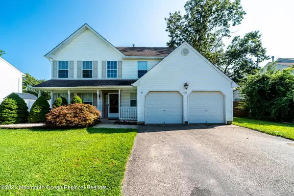 616 Loxley Drive, Toms River, NJ 08753