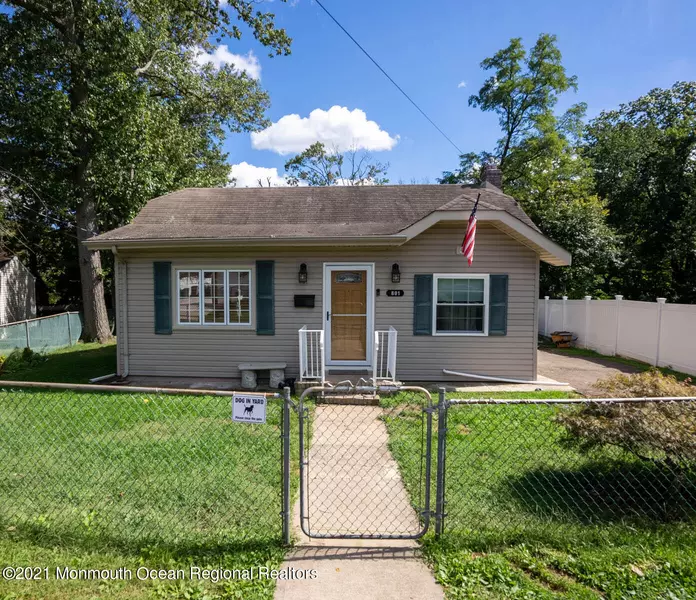 801 Arbordale Drive, Keyport, NJ 07735