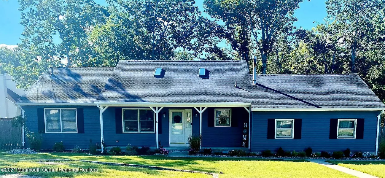 83 Midland Avenue, Pine Beach, NJ 08741