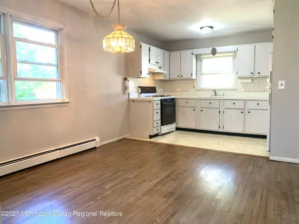 Toms River, NJ 08755,90 Columbine Circle