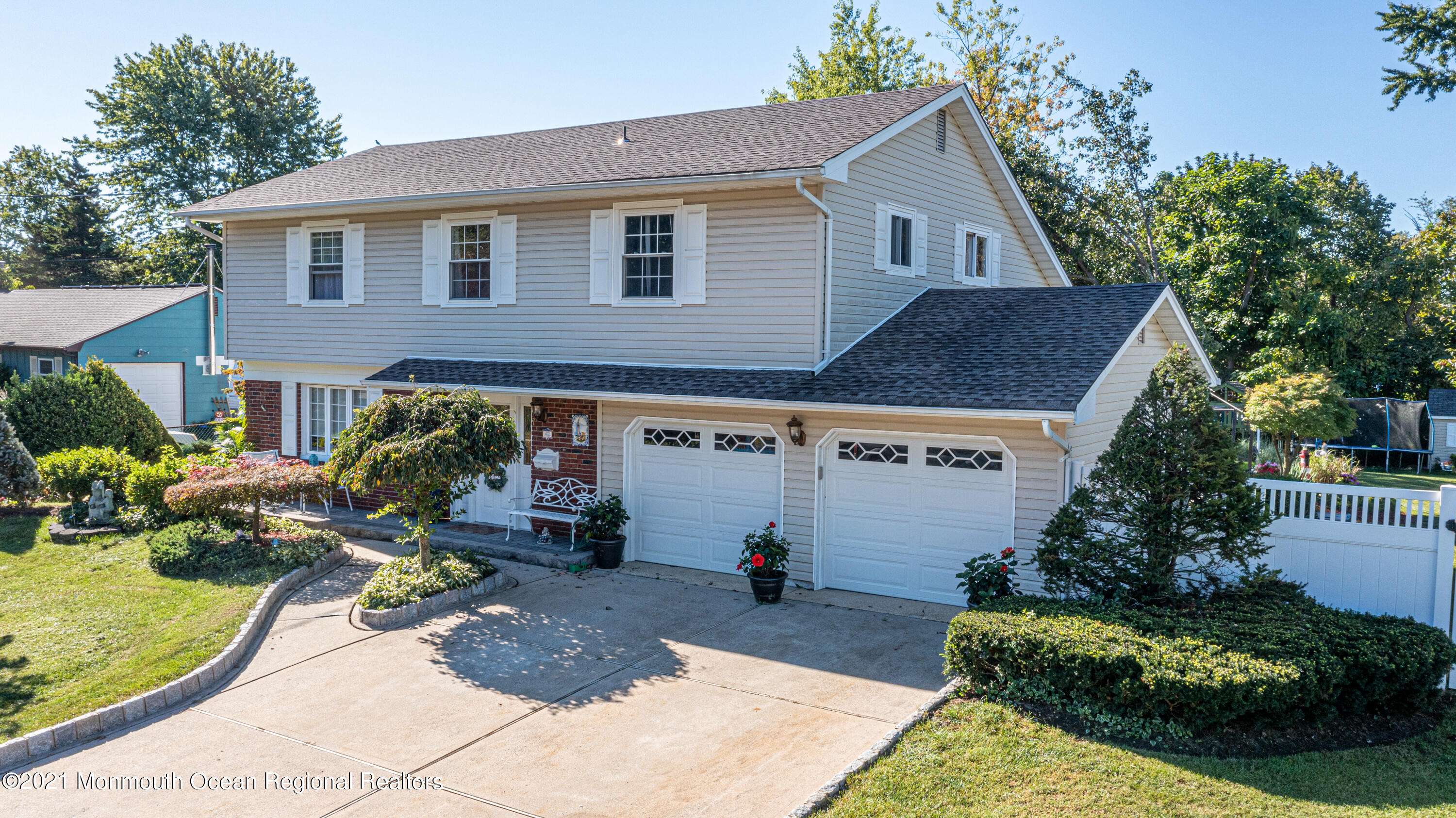 7 Westbrook Road, Howell, NJ 07731