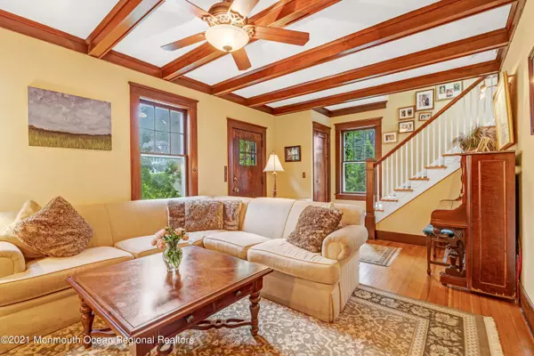 Little Silver, NJ 07739,119 Pinckney Road